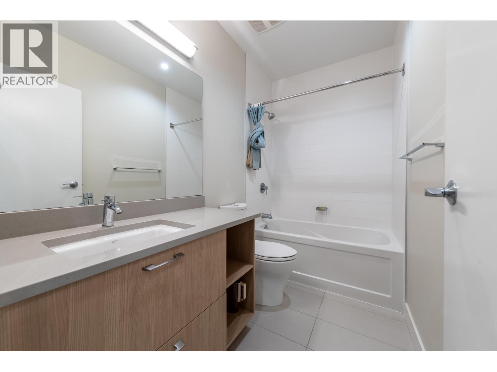 #212-1738 55A Street, Tsawwassen