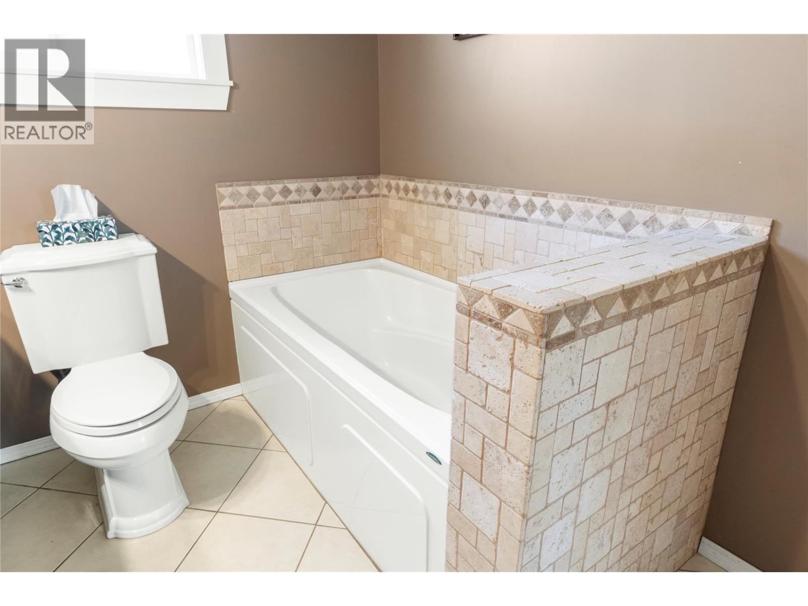 702 Second Avenue, Chase