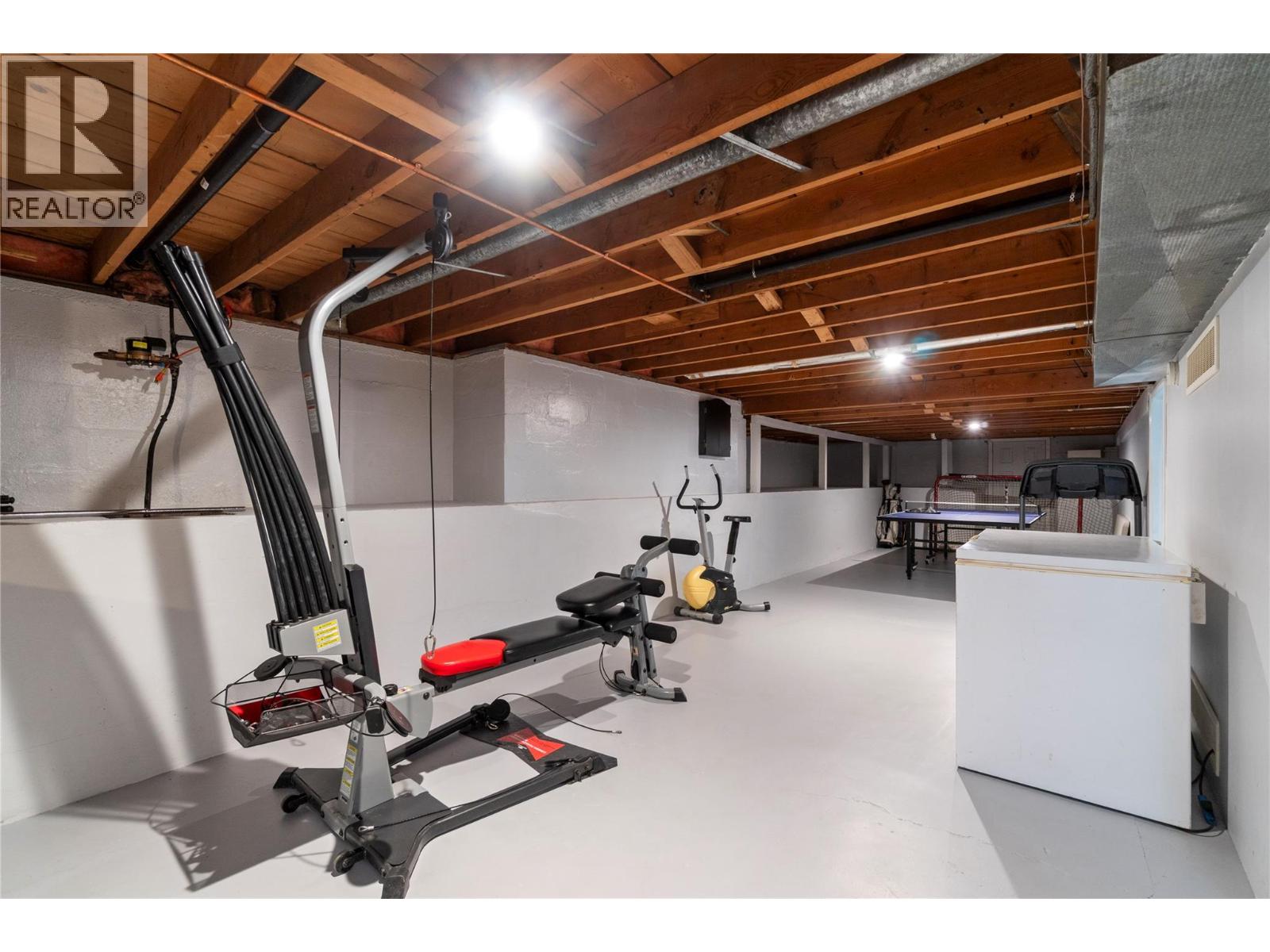 702 Second Avenue, Chase