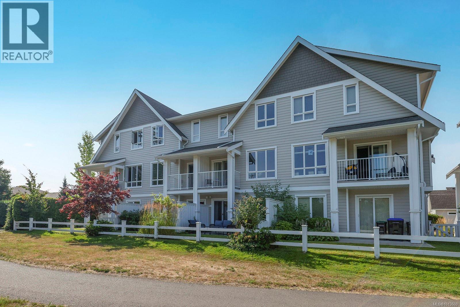 38 700 Lancaster Way, Comox