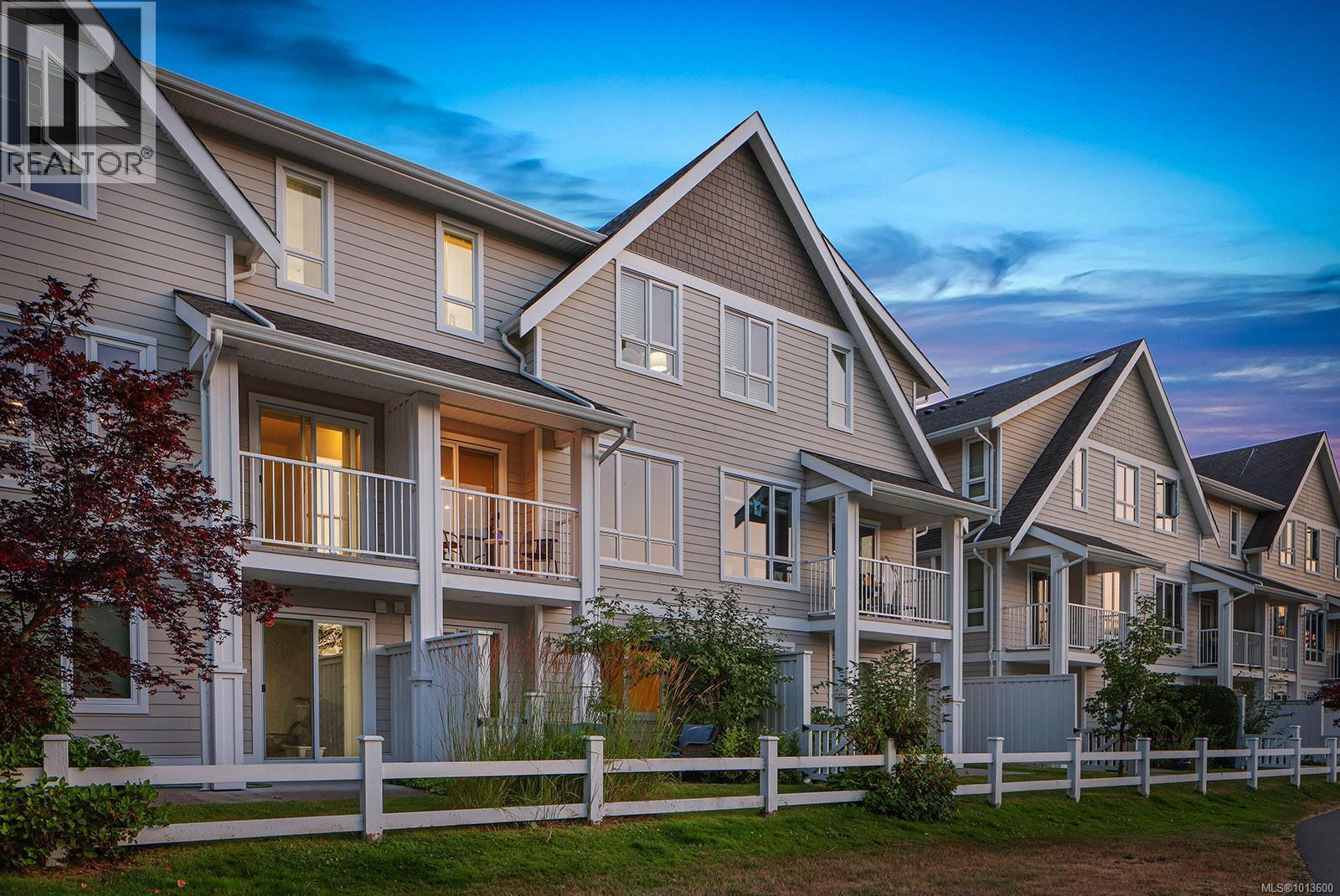 38 700 Lancaster Way, Comox