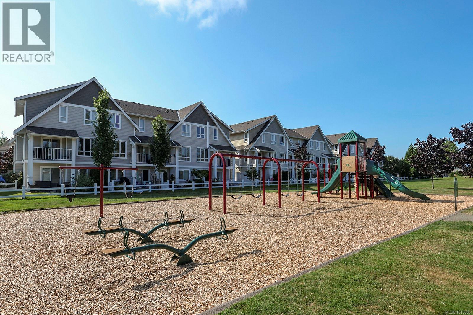 38 700 Lancaster Way, Comox