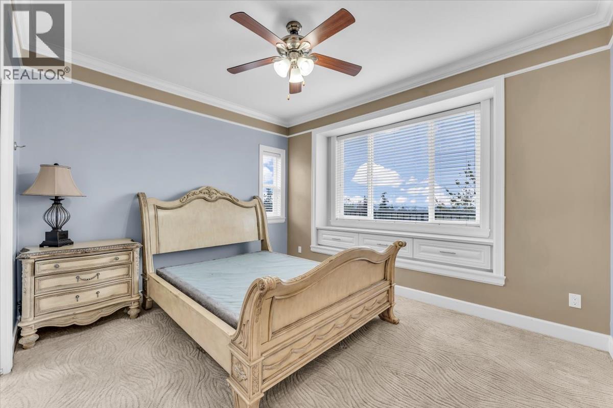 6080 MCKEE STREET, Burnaby