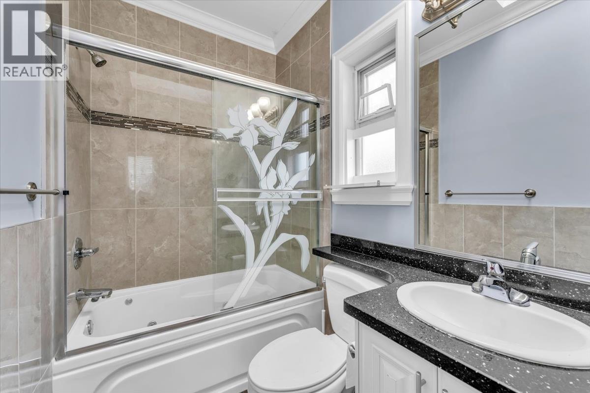 6080 MCKEE STREET, Burnaby