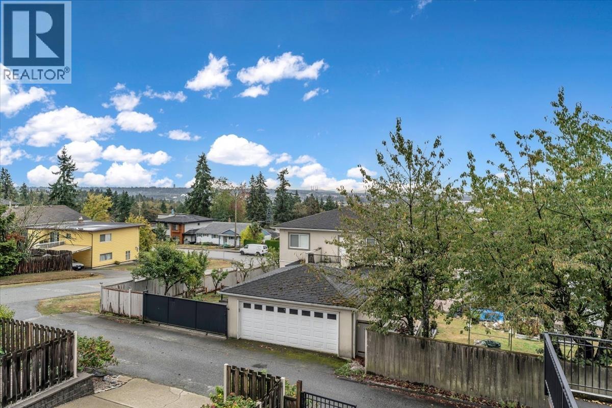 6080 MCKEE STREET, Burnaby