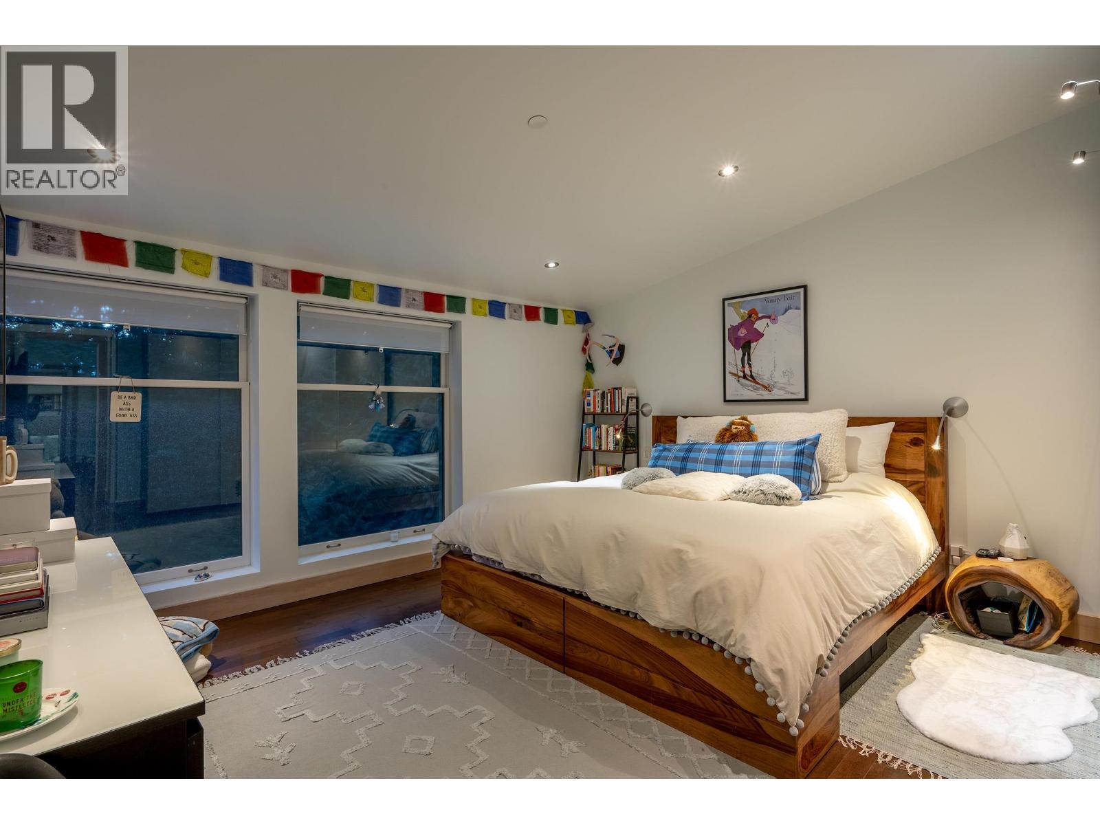 5221 JORDAN LANE, Whistler