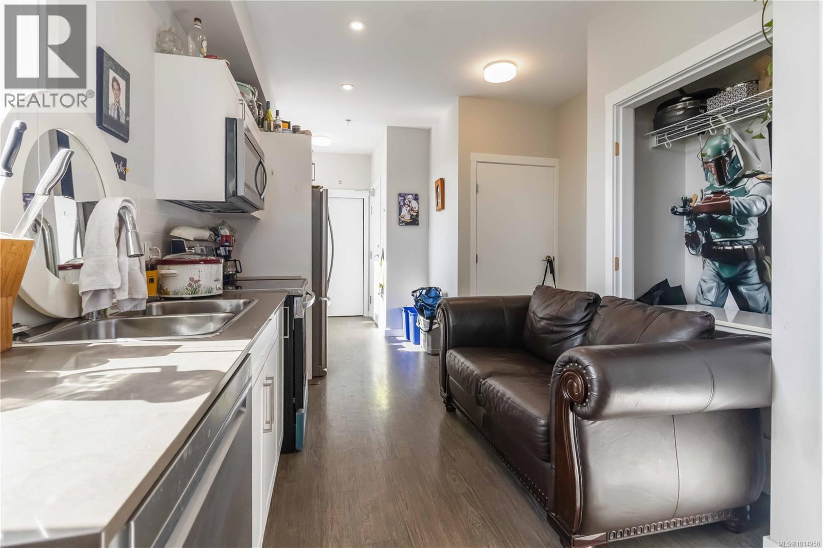 602 868 Orono Avenue, Langford