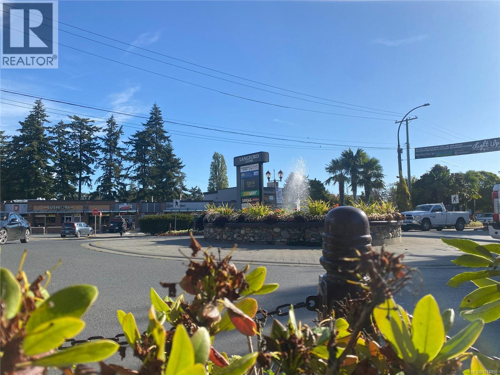 602 868 Orono Avenue, Langford