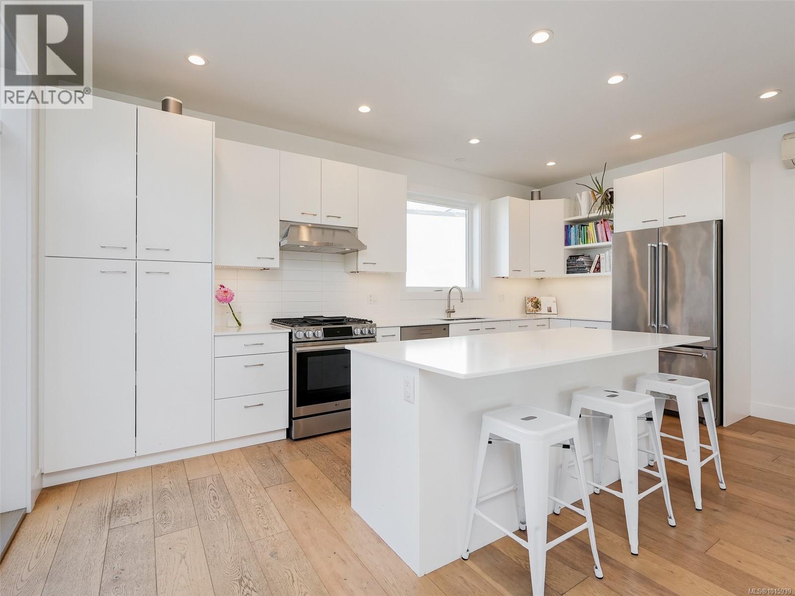  2670 Winster Road, Langford