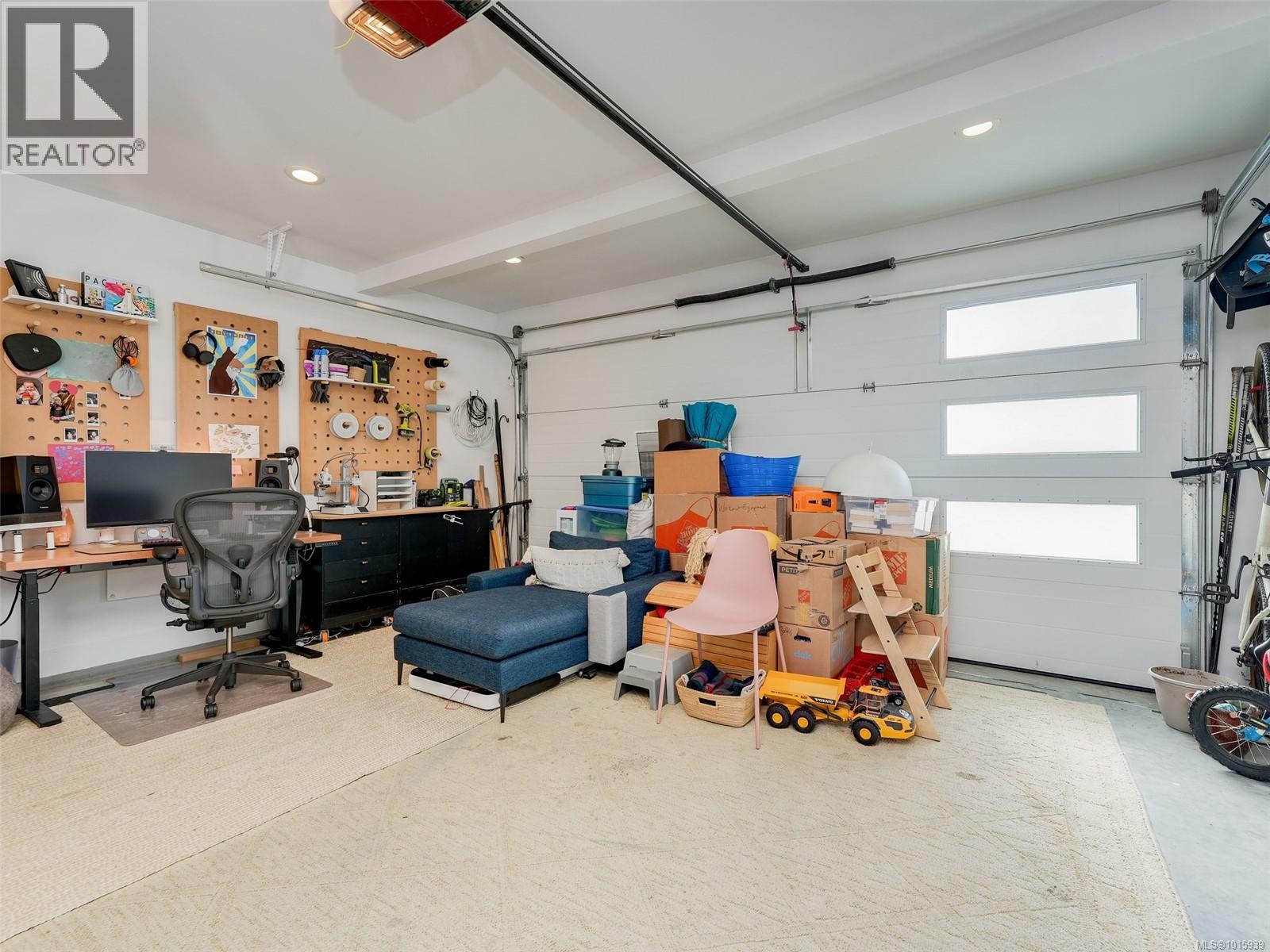  2670 Winster Road, Langford