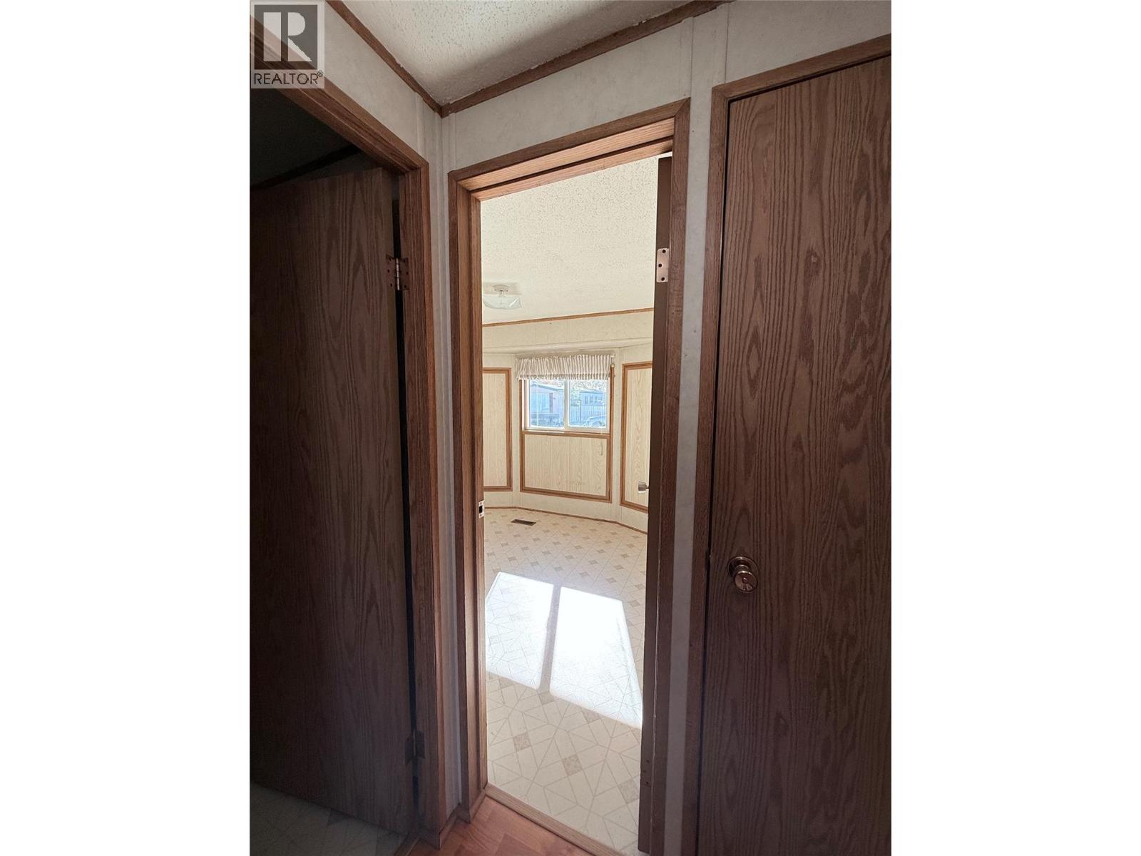 #39 724 INNES AVENUE - 15