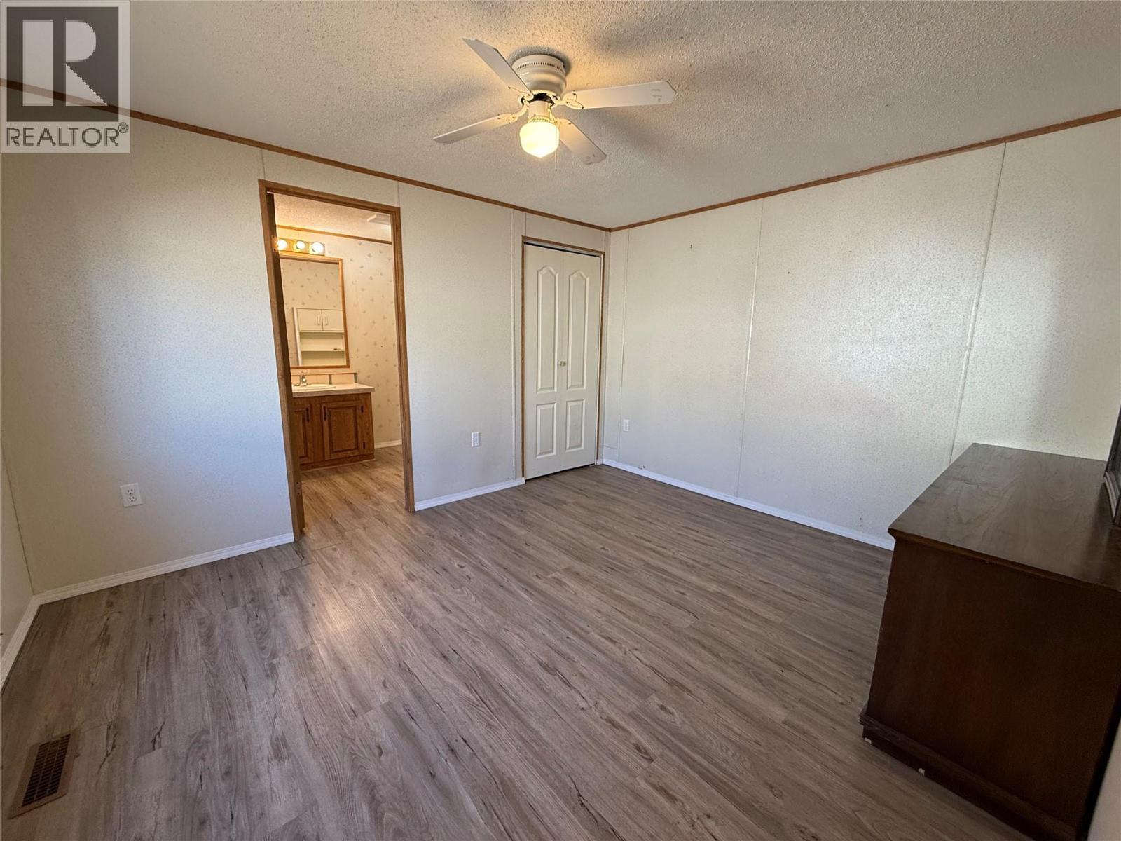 #39 724 INNES AVENUE - 14