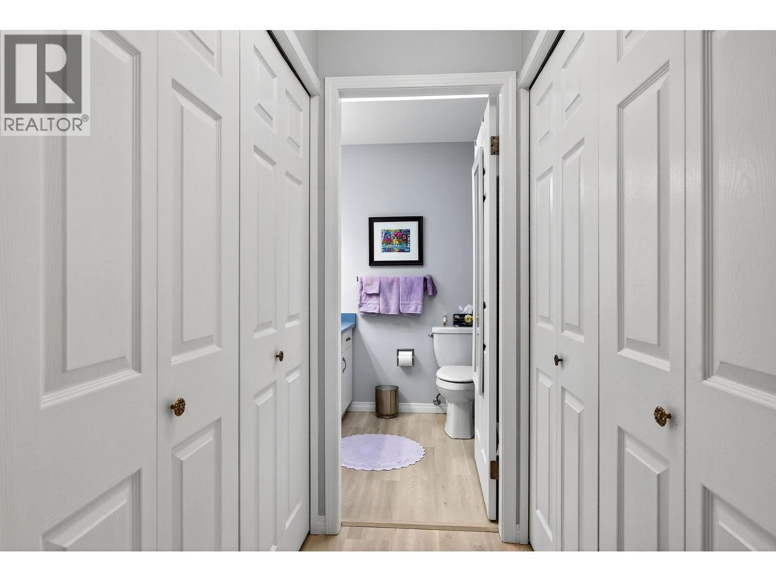 #33 2030 VAN HORNE DRIVE - 22