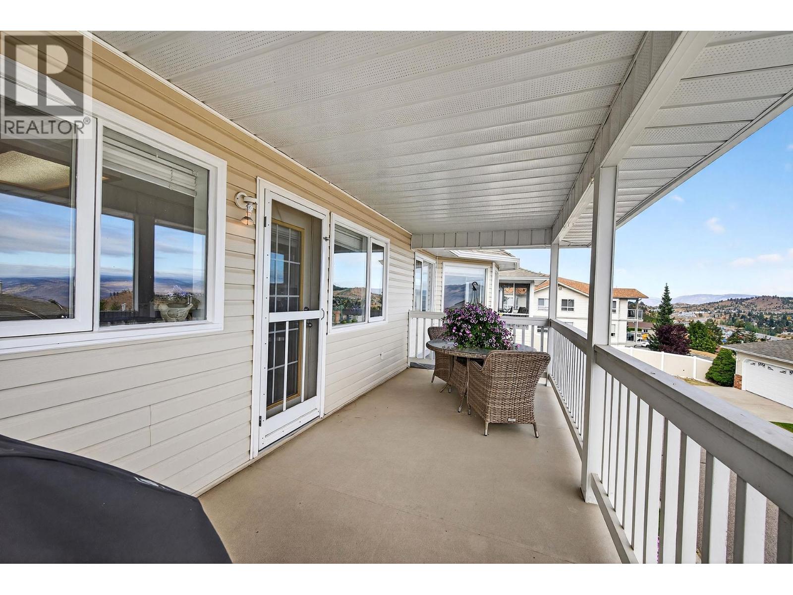 #33 2030 VAN HORNE DRIVE - 45