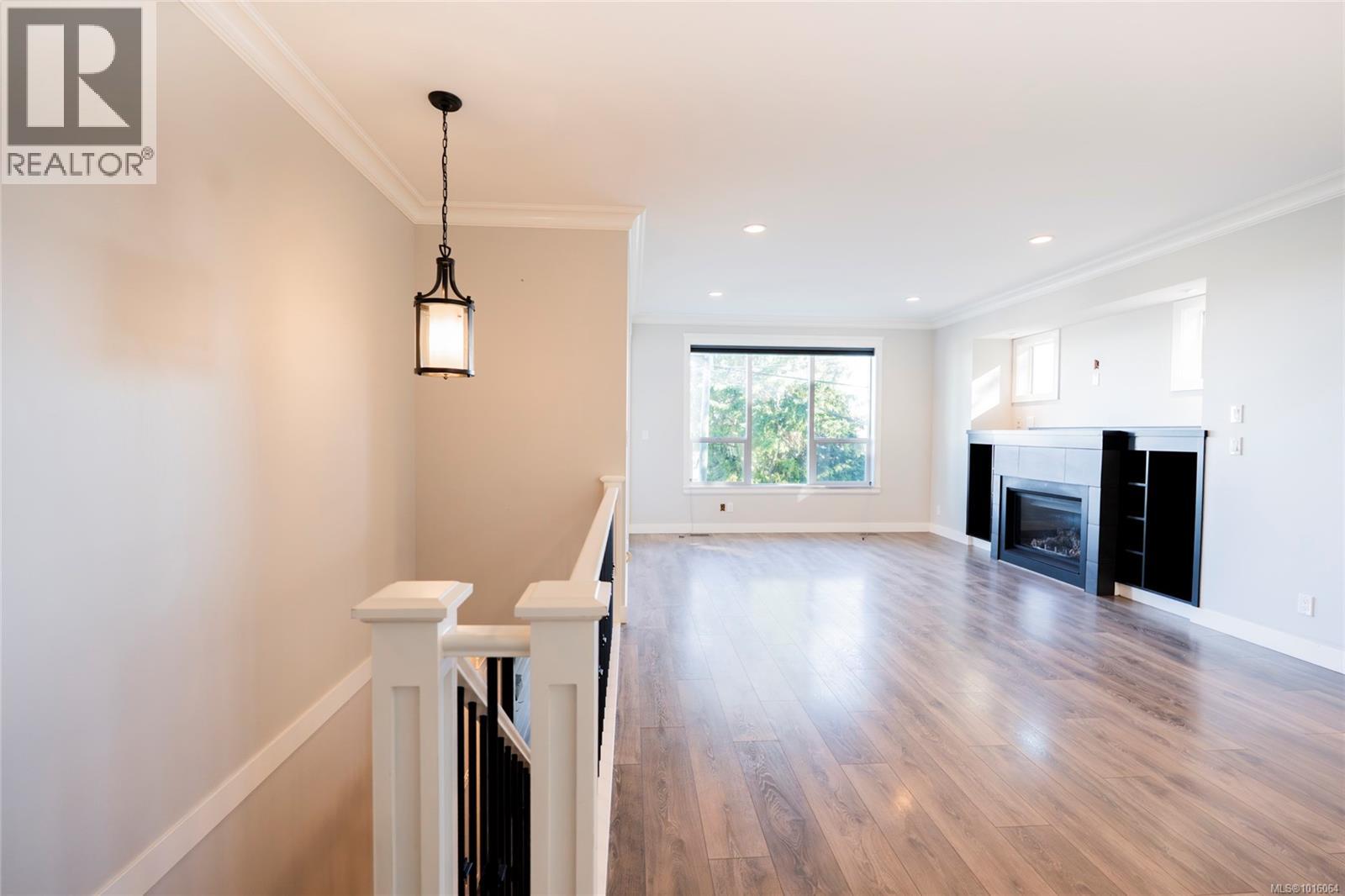 5791 Vanderneuk Rd, Nanaimo