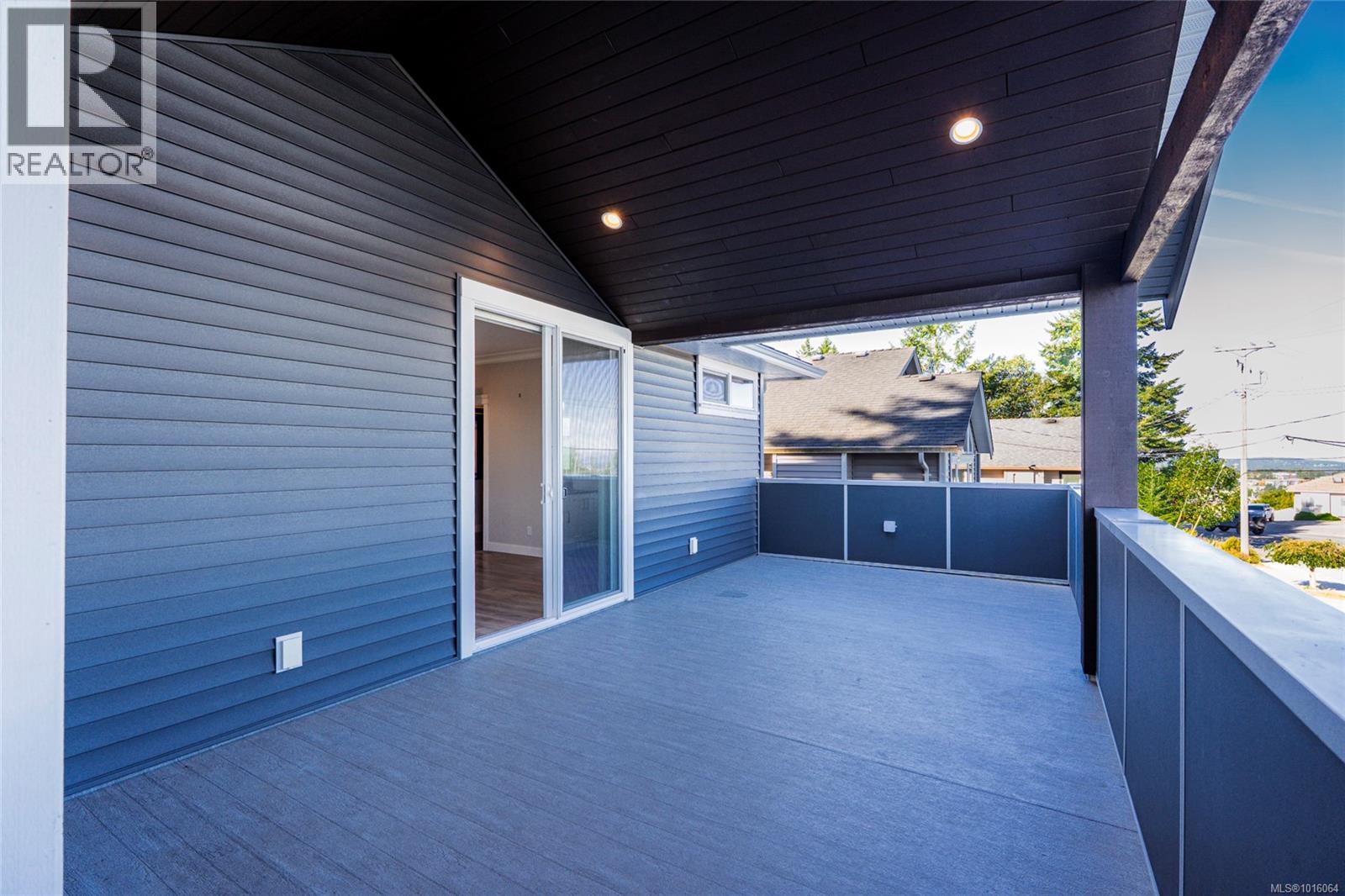 5791 Vanderneuk Rd, Nanaimo