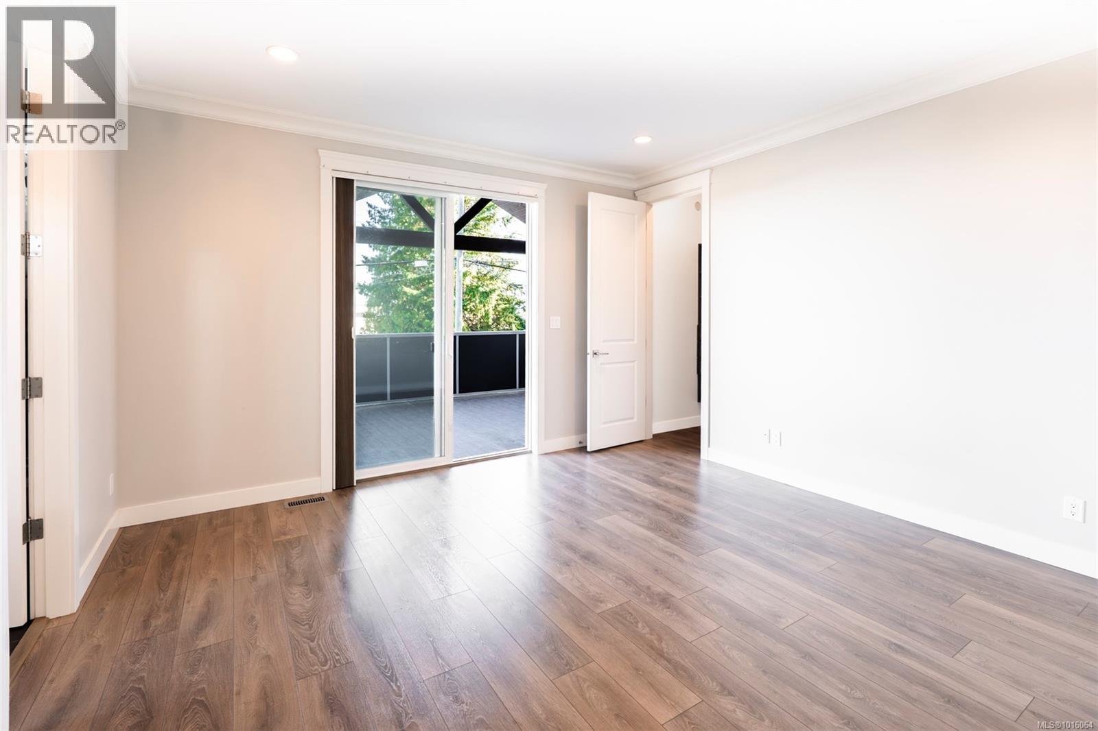 5791 Vanderneuk Rd, Nanaimo