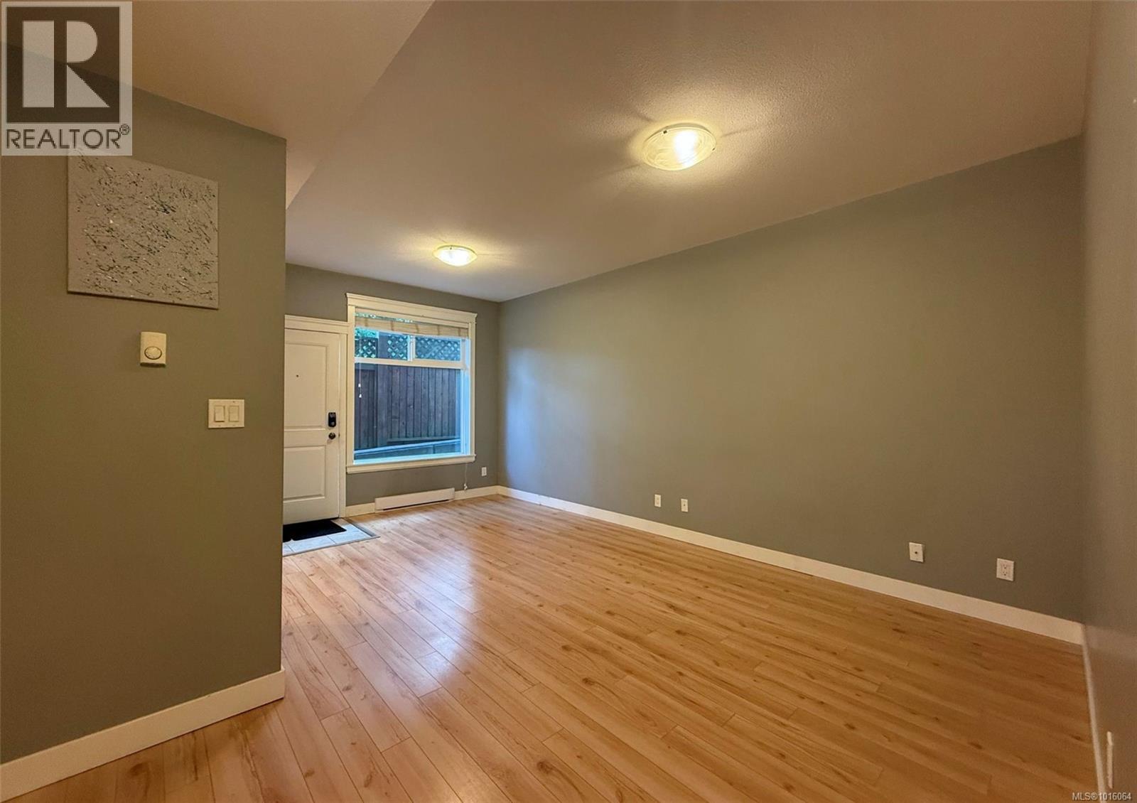 5791 Vanderneuk Rd, Nanaimo