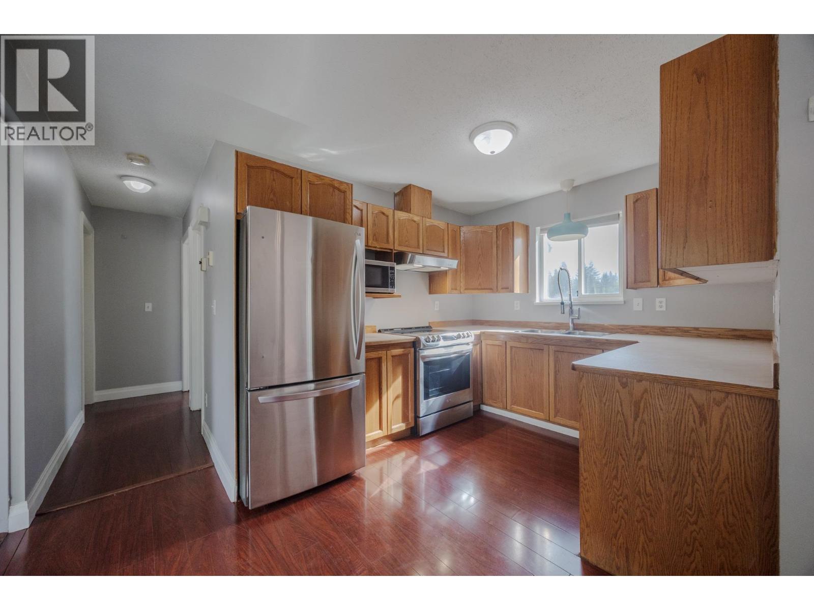 House in Maple Ridge - Image 10