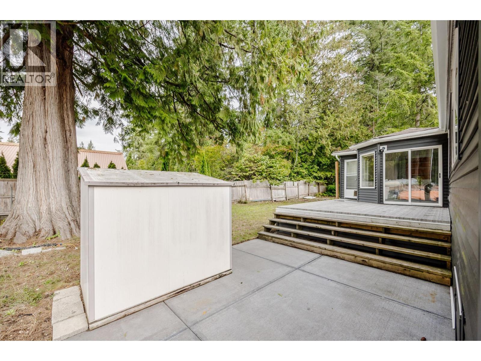 House in Maple Ridge - Image 34