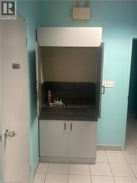 86 MALL Road Unit# B1
