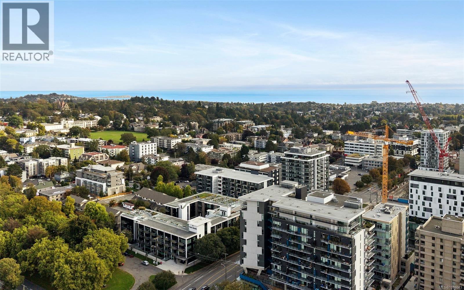 809 1100 Yates Street, Victoria