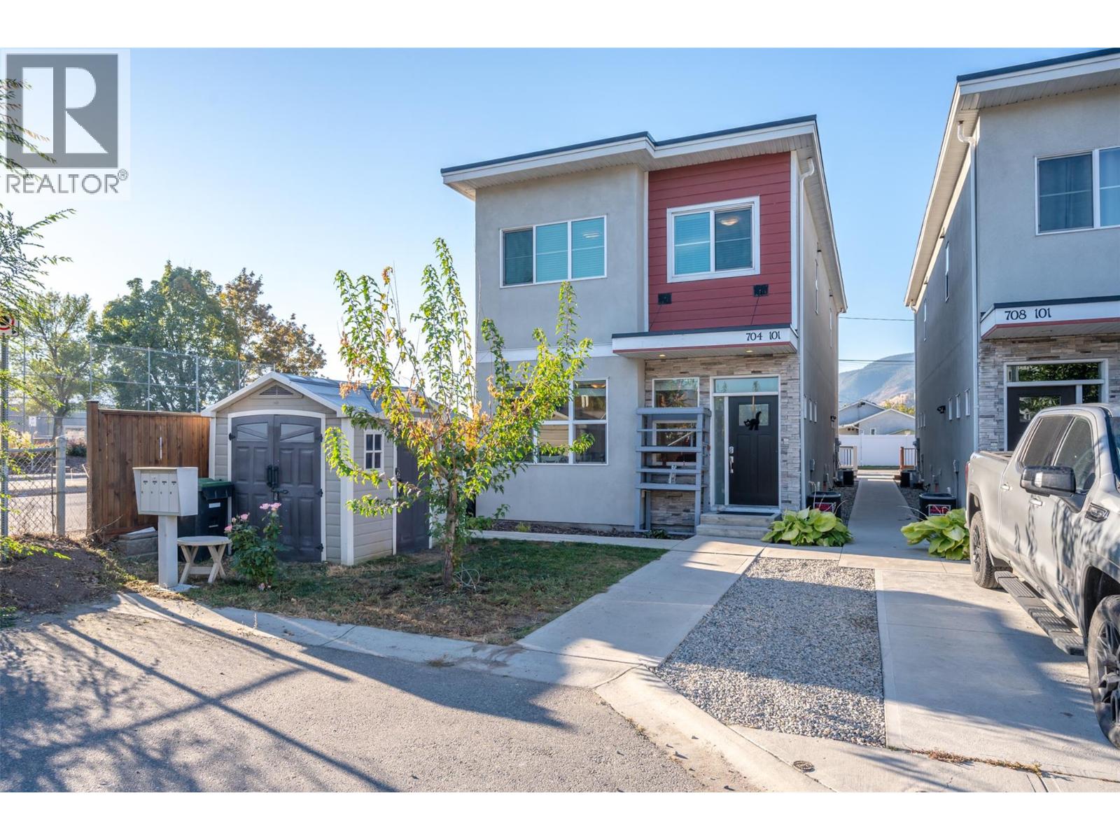 #101-704 Revelstoke Avenue, Penticton