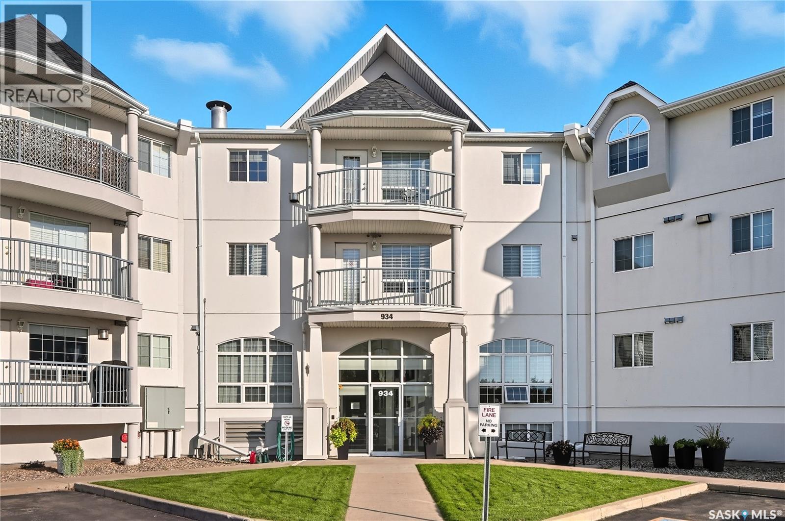 Single Family House Low rise for Sale in   Heritage VIEW Saskatoon 