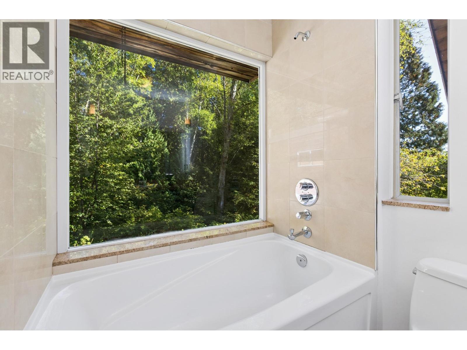 1491 DEMPSEY ROAD, North Vancouver