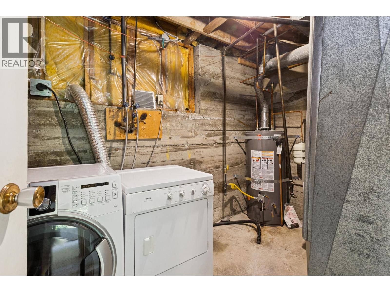 1491 DEMPSEY ROAD, North Vancouver