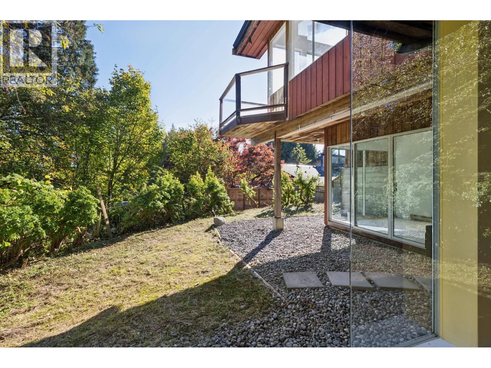 1491 DEMPSEY ROAD, North Vancouver