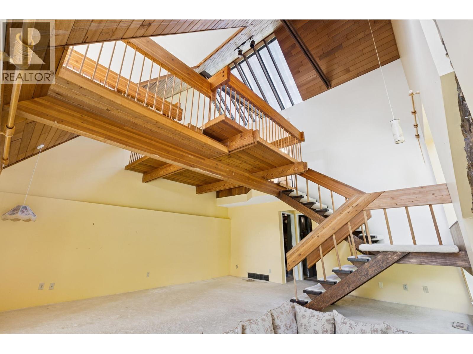 1491 DEMPSEY ROAD, North Vancouver