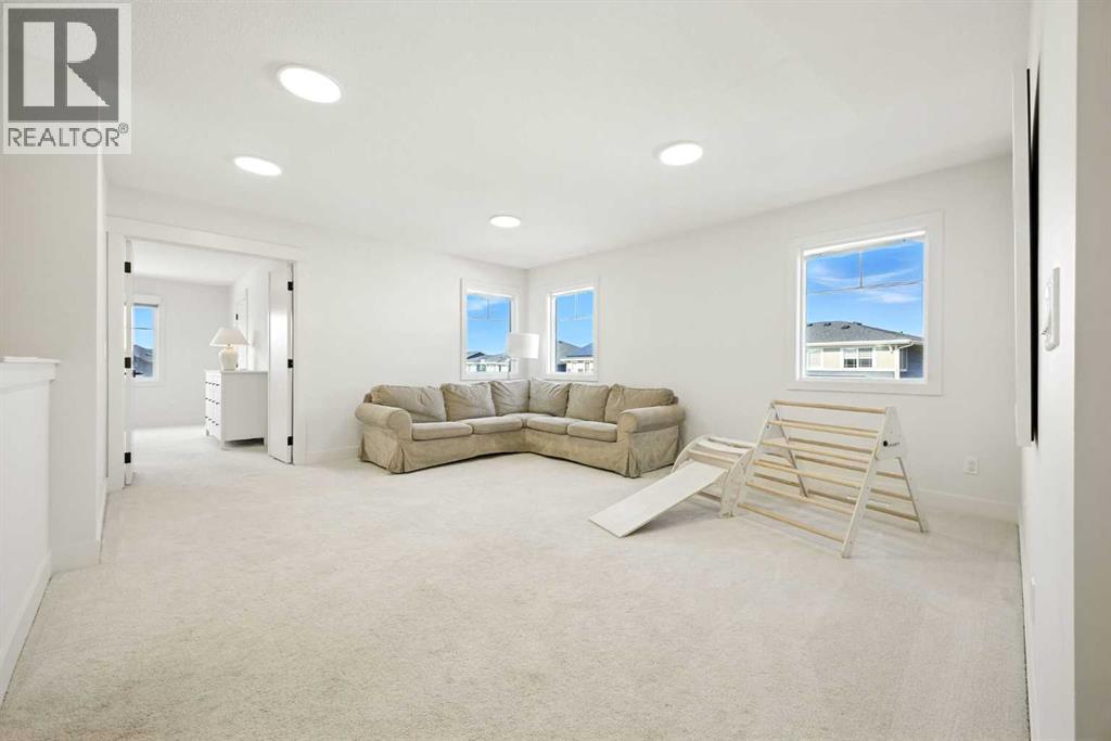 5 Sundown Close, Cochrane