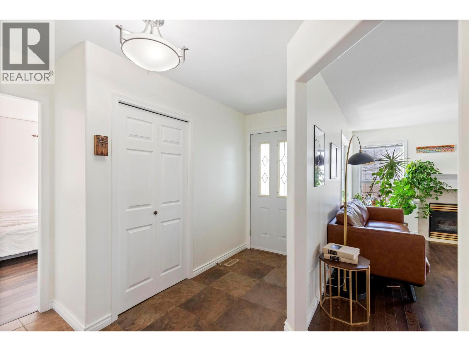  2098 Sunview Drive, West Kelowna