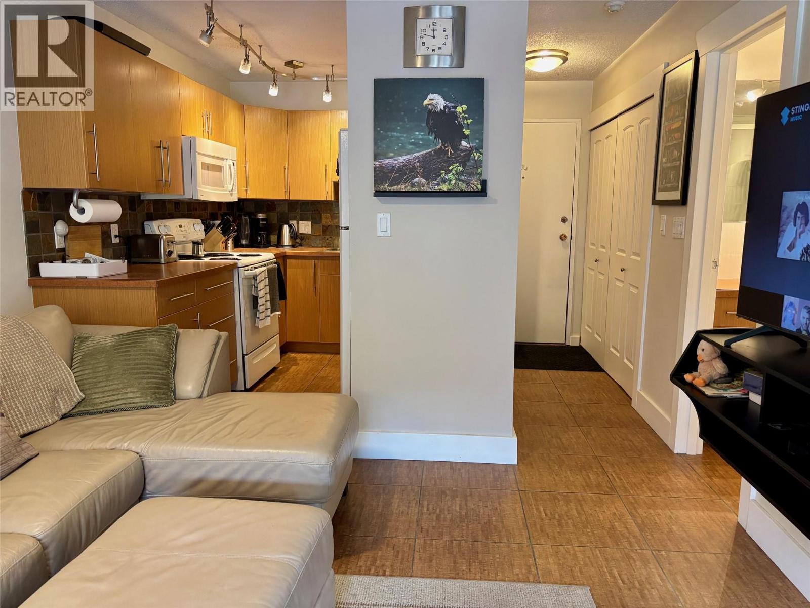 800 Mackenzie Avenue Unit# 102, Revelstoke