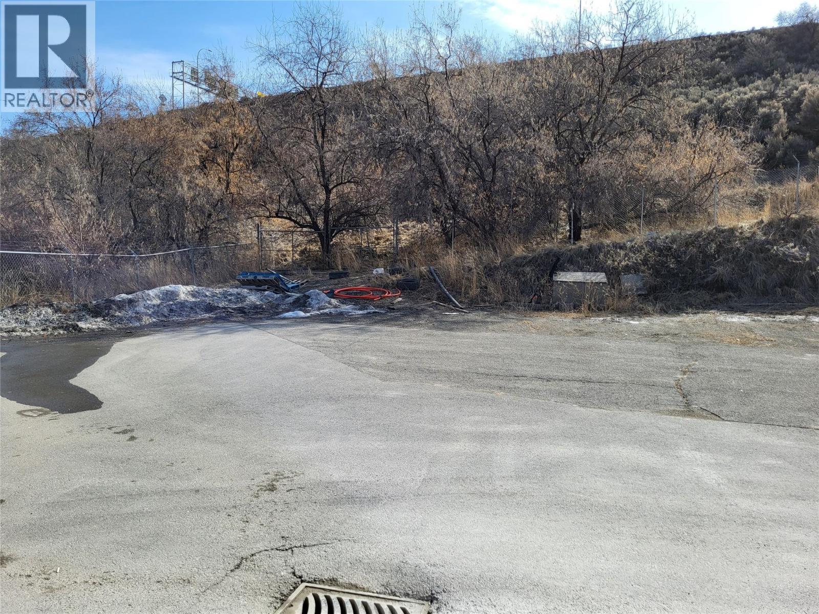  911 LAVAL Crescent, Kamloops
