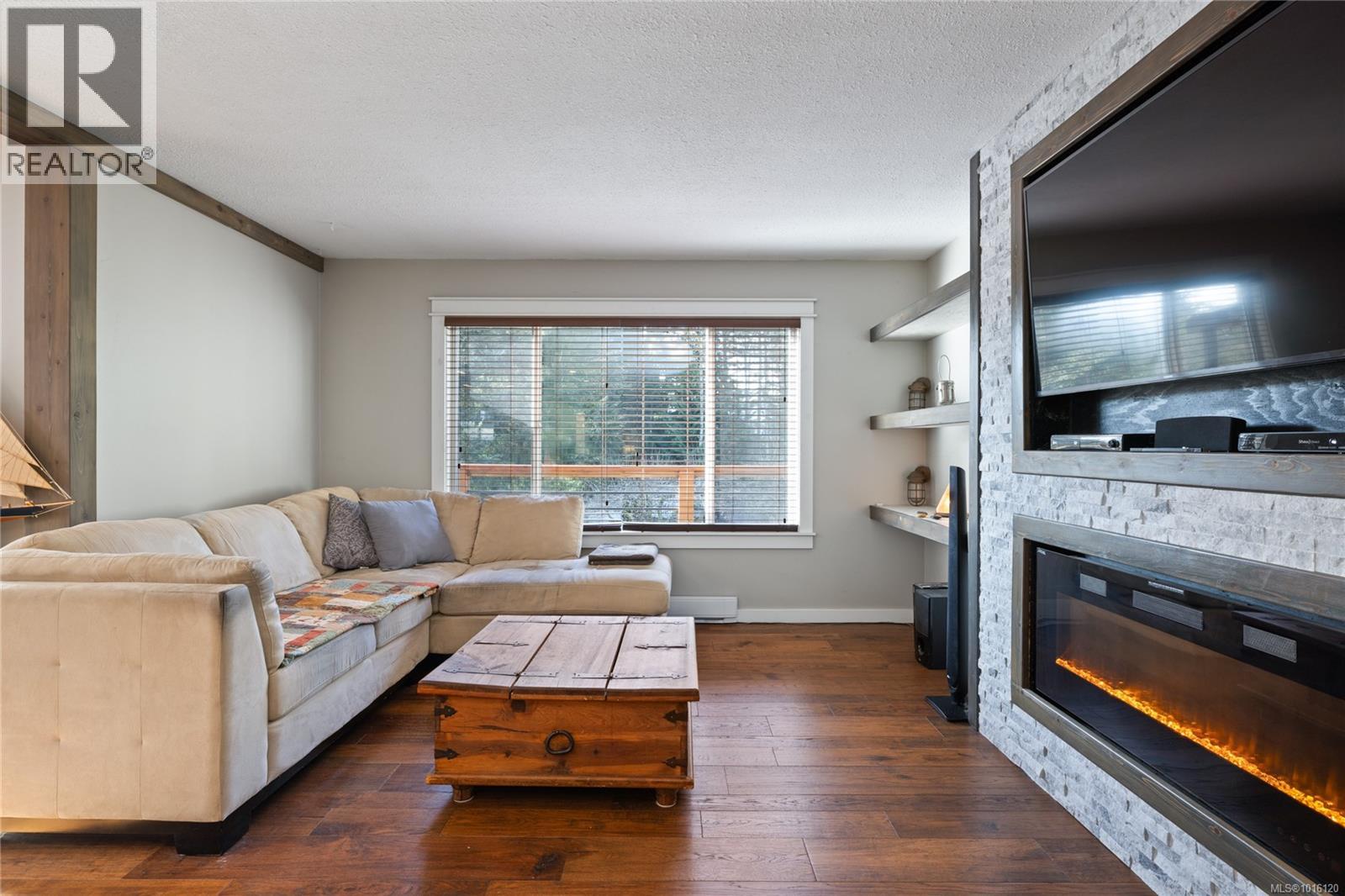 2450 Nanoose Rd, Nanoose Bay