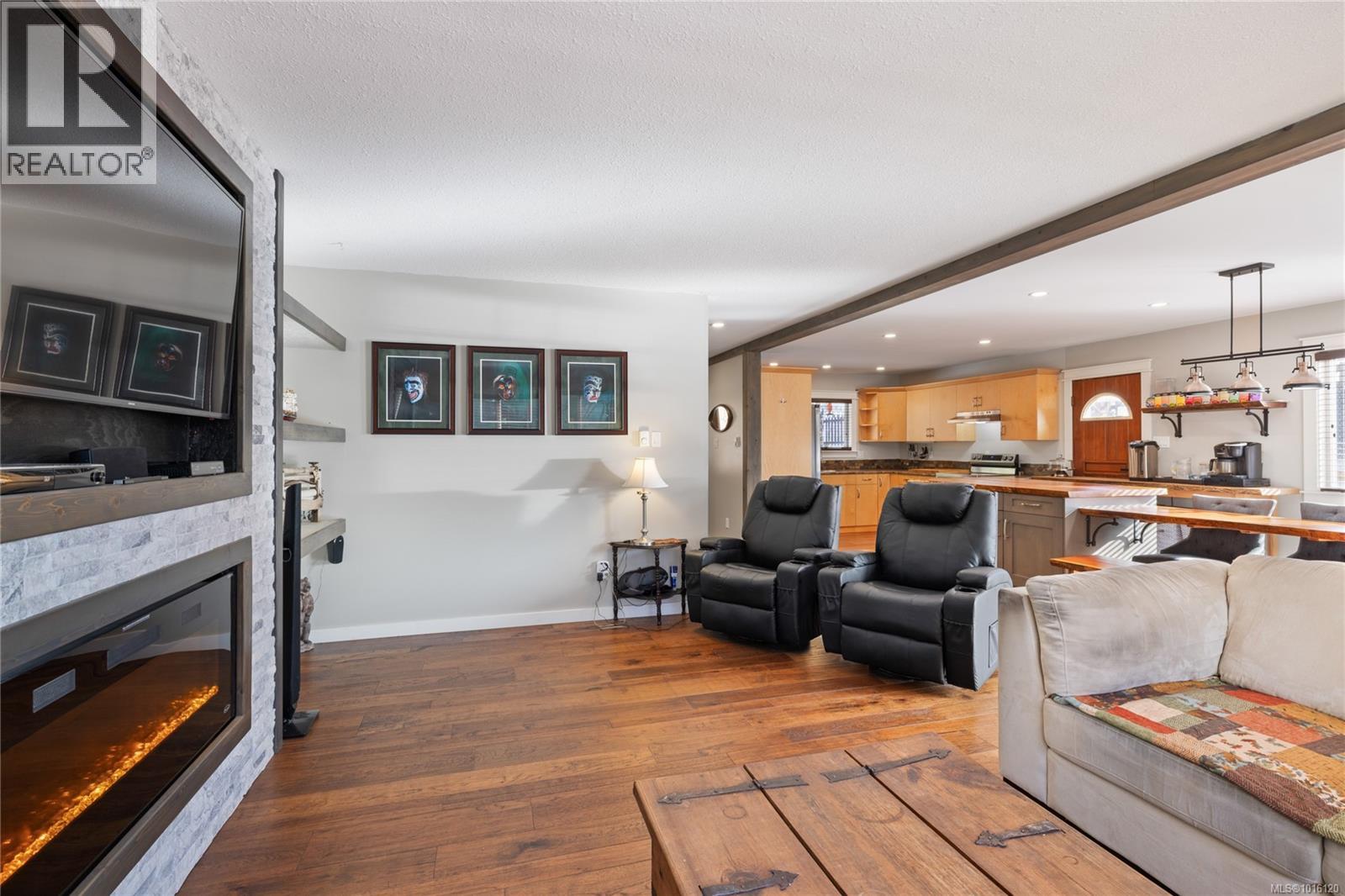 2450 Nanoose Rd, Nanoose Bay