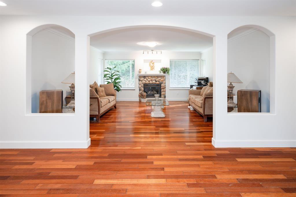 12236 POWELL STREET, Mission