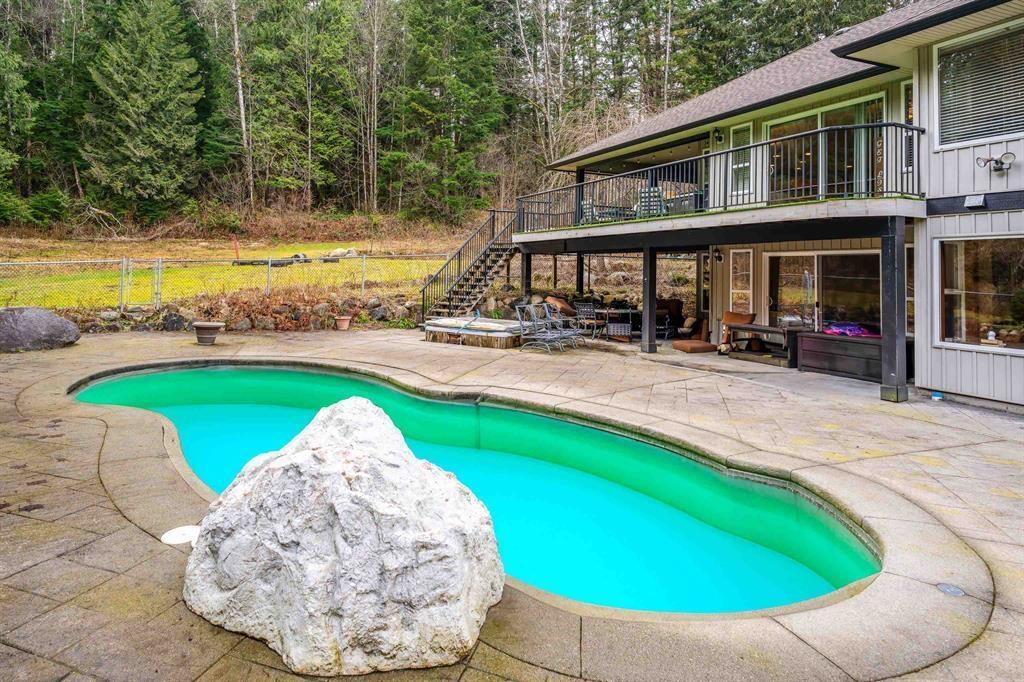 12236 POWELL STREET, Mission