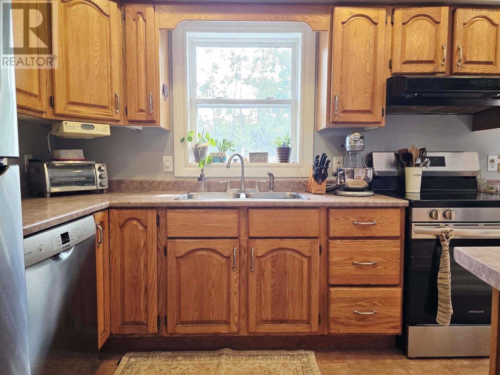 Property 5 of 35 of 78 Princess Avenue