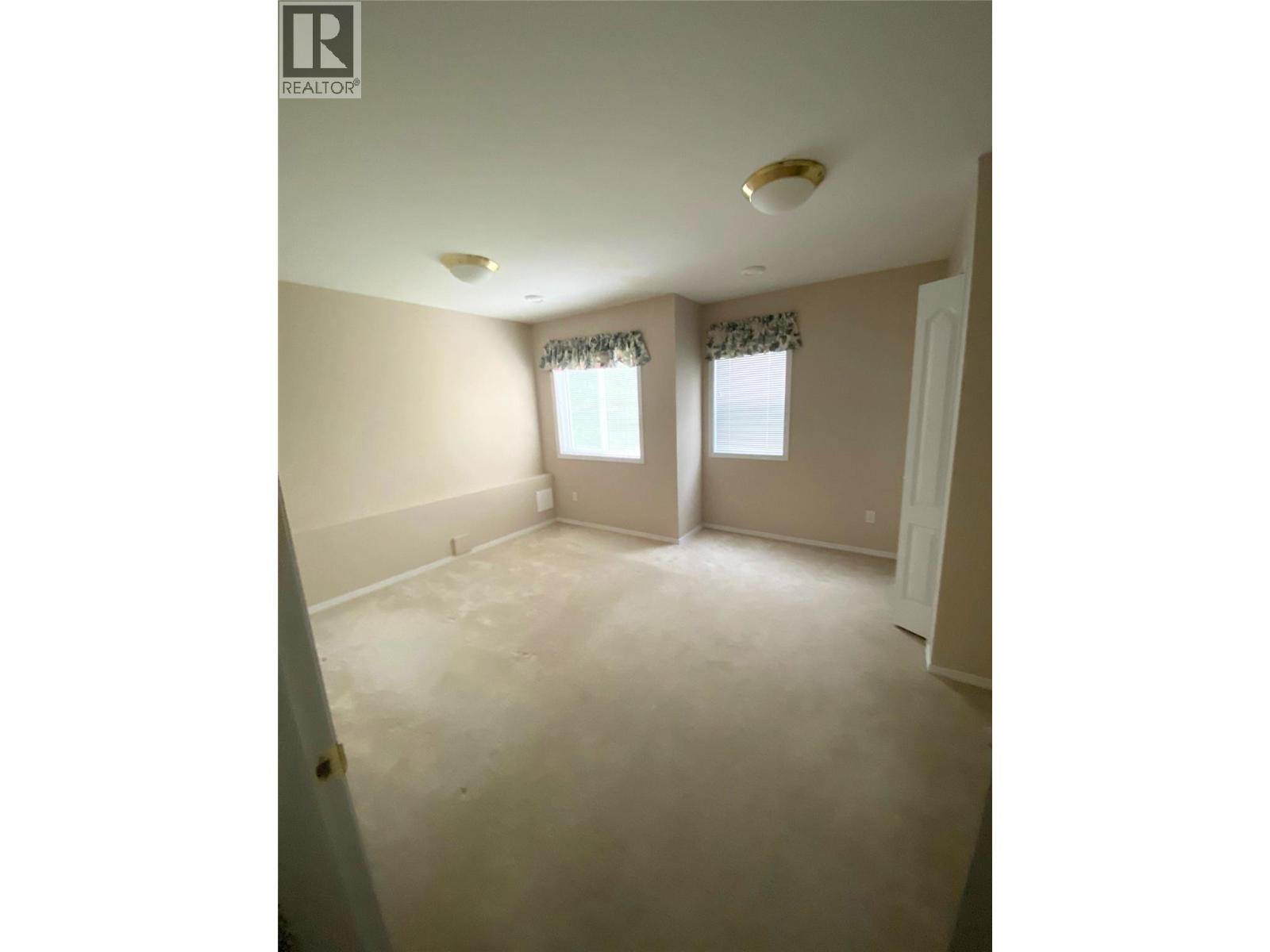 14 2300 Silver Place, Kelowna