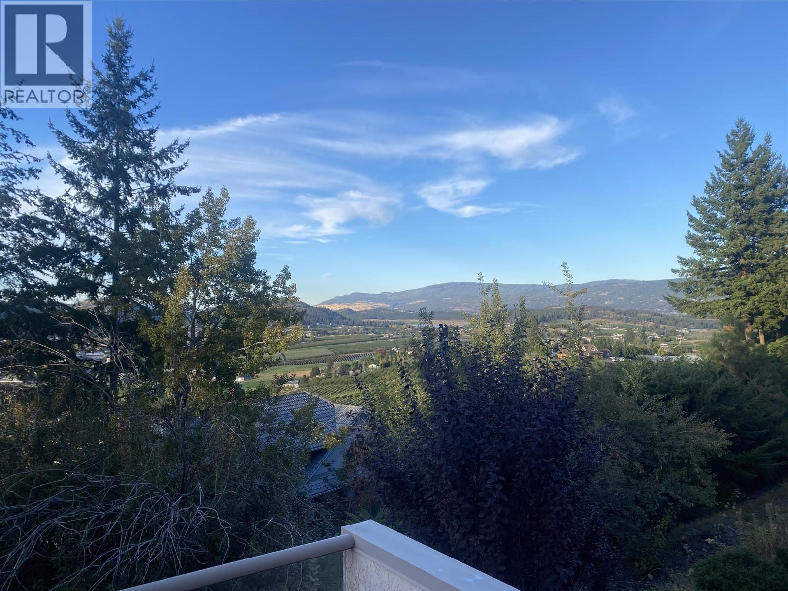14 2300 Silver Place, Kelowna