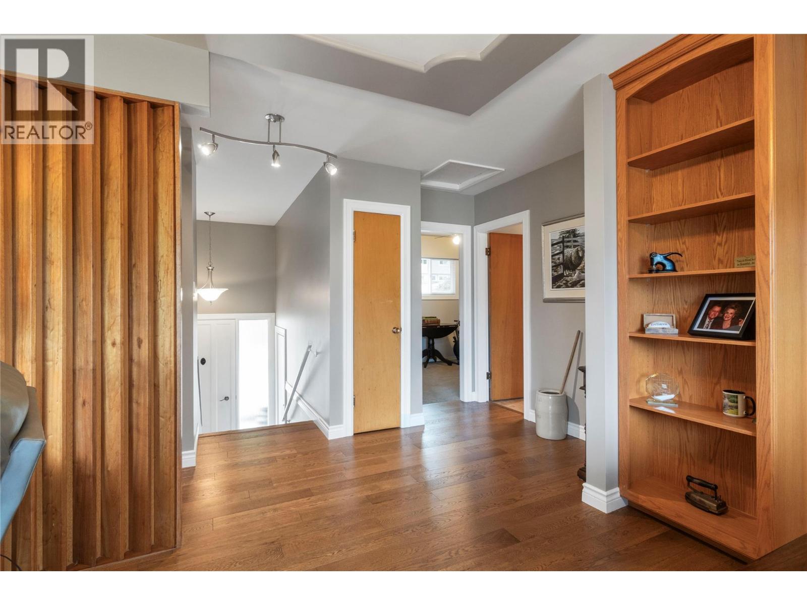  1961 17 Street Northeast, Salmon Arm