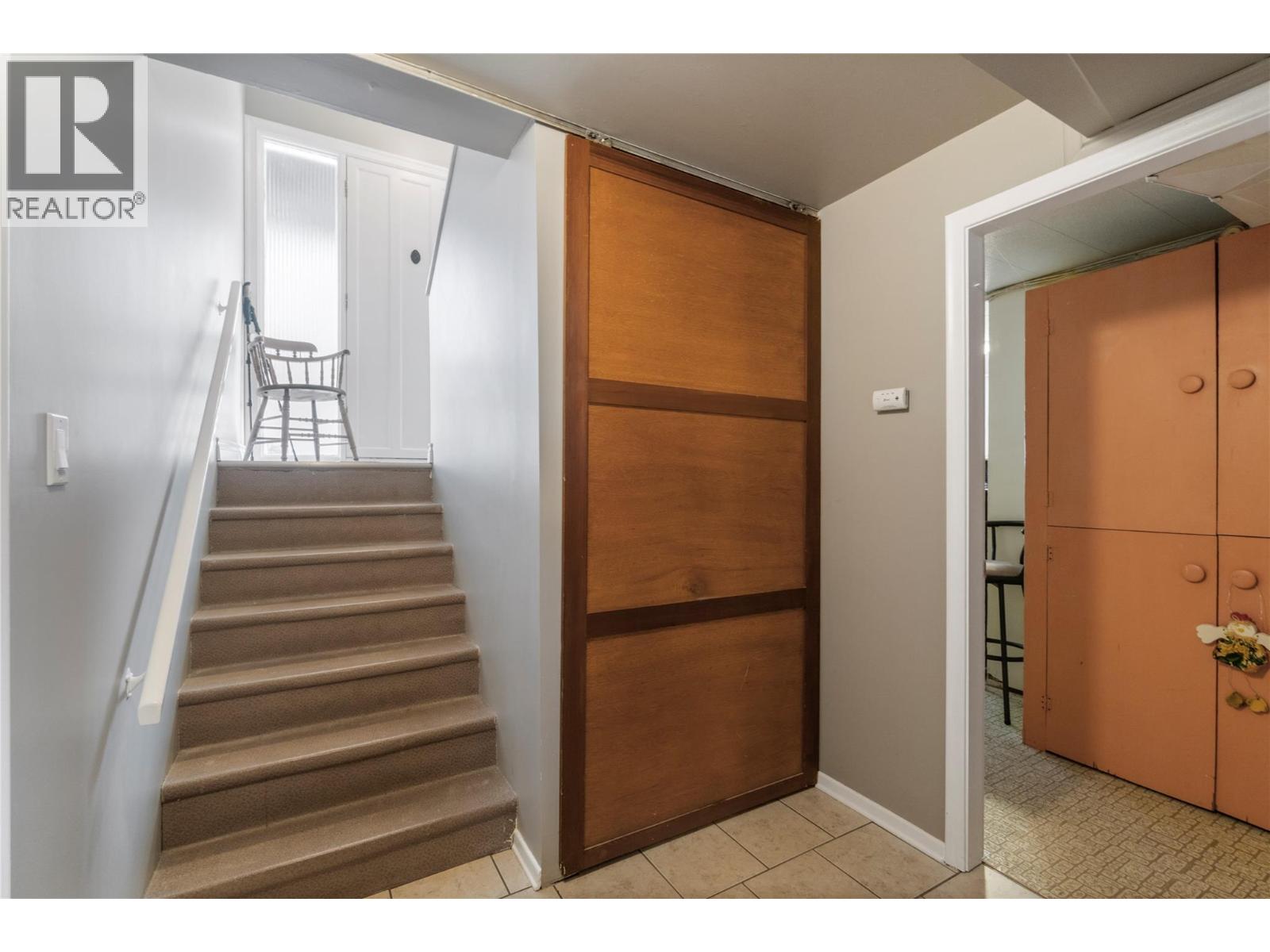  1961 17 Street Northeast, Salmon Arm