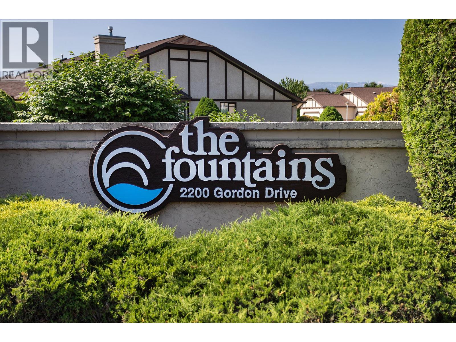 9 2200 Gordon Drive, Kelowna