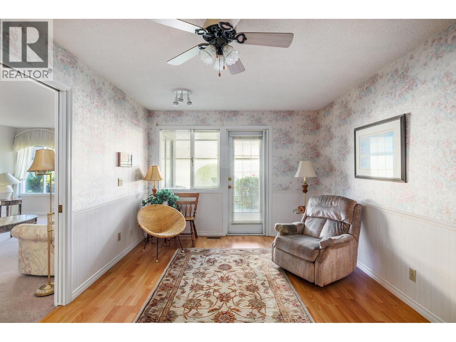 9 2200 Gordon Drive, Kelowna