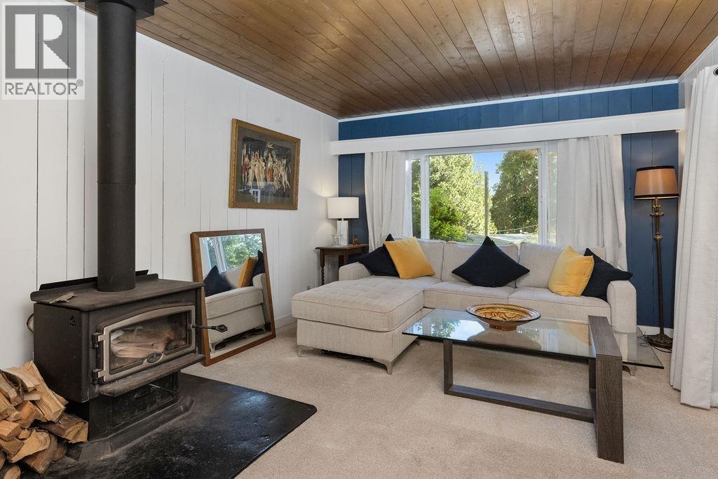 13 1416 NORTH ROAD, Gibsons