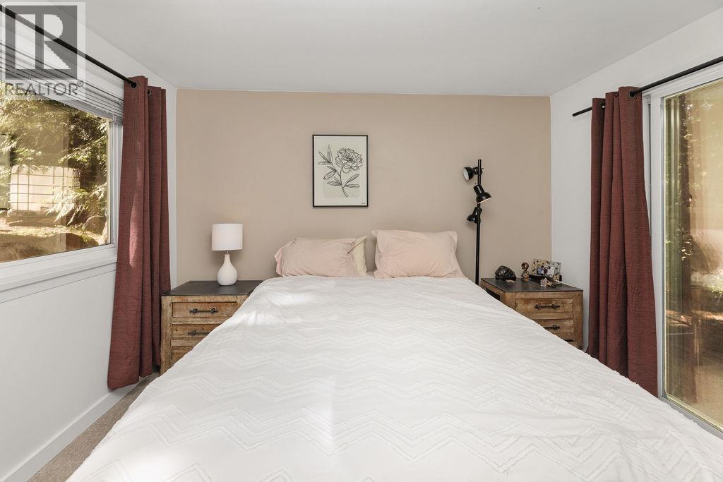 13 1416 NORTH ROAD, Gibsons