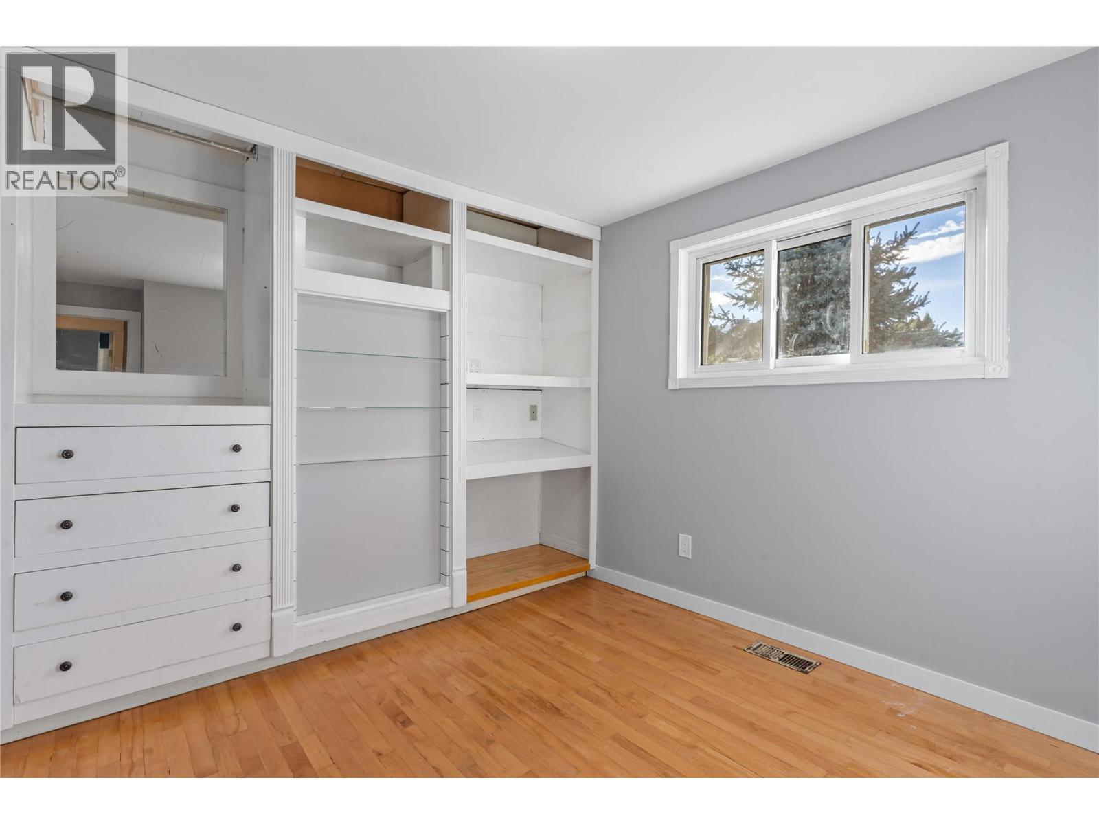 3585 Otter Lake Road, Armstrong